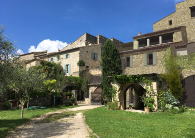 Rénovation et restructuration d’une bâtisse en pierres dans l’Uzège (30)
